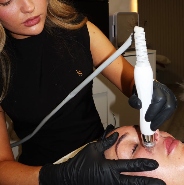 HydraFacial treatment being performed at HLP Advanced Skin clinic in Prestatyn, North Wales
